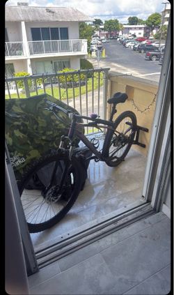 2026 Trek Marlin 4 Large with seat comforter