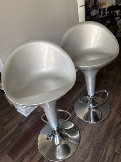 Set of 2 Modern Bar Stools