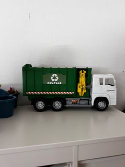 Toy truck