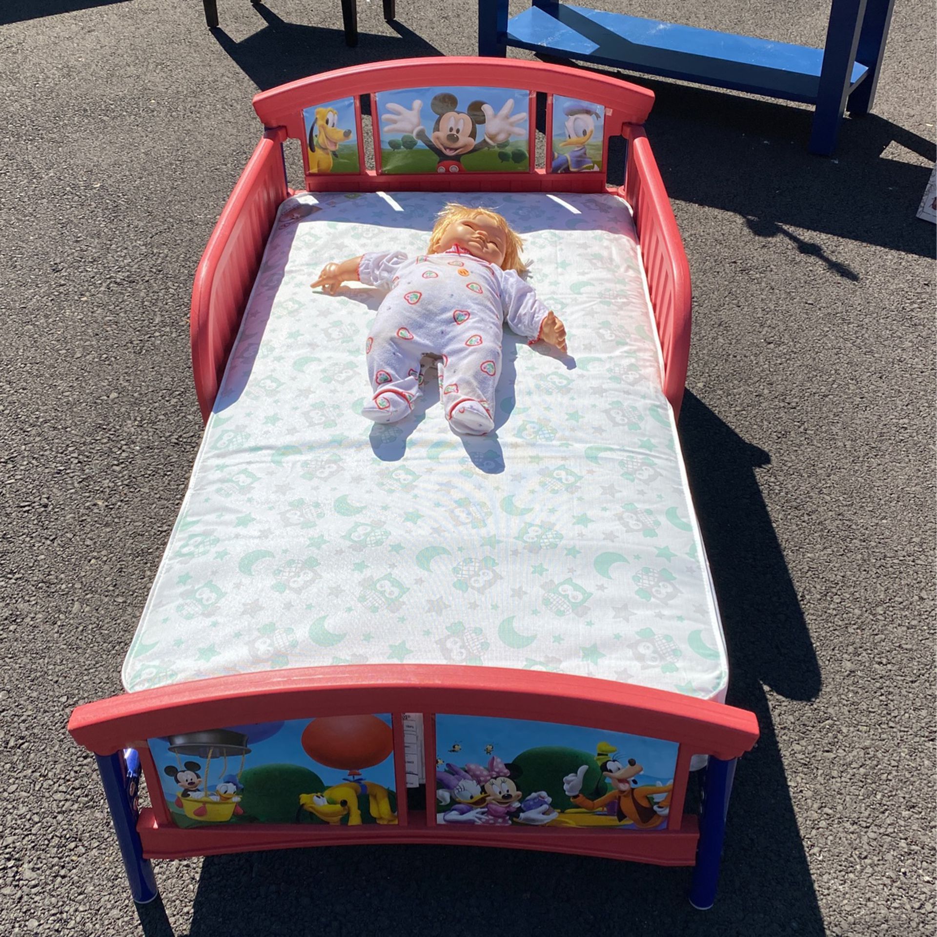 Toddler Bed With New Matress