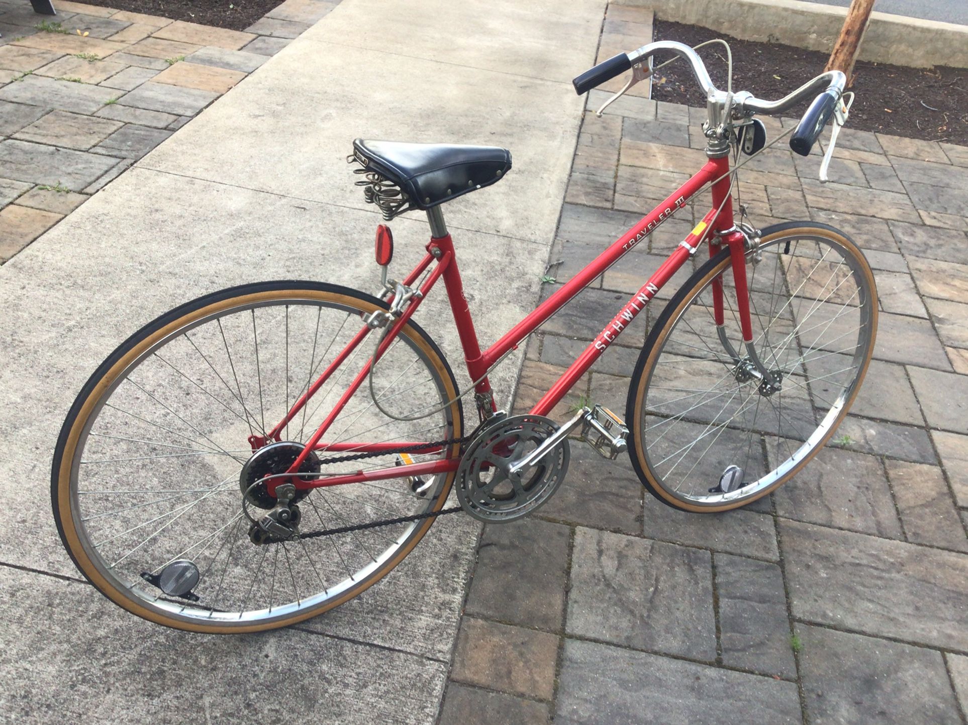 CLASSIC SCHWIN TRAVELER III—- RED STEP-THROUGH ROAD BIKE