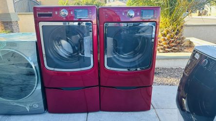 Maytag Maxima Washer And Dryer Set $580