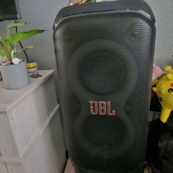 JBL  320 speaker for sale