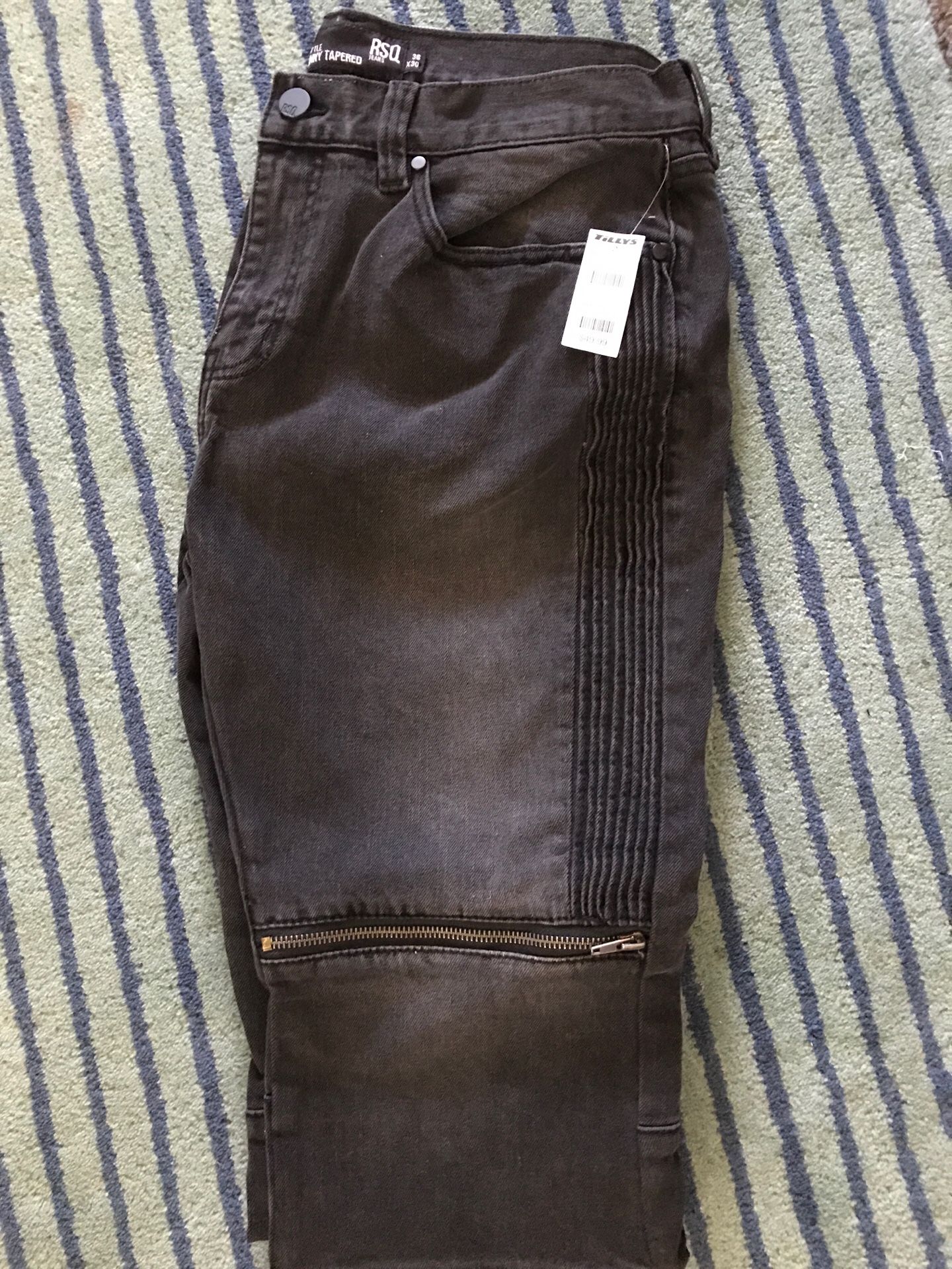 Men jeans 36x30 new with tags $30