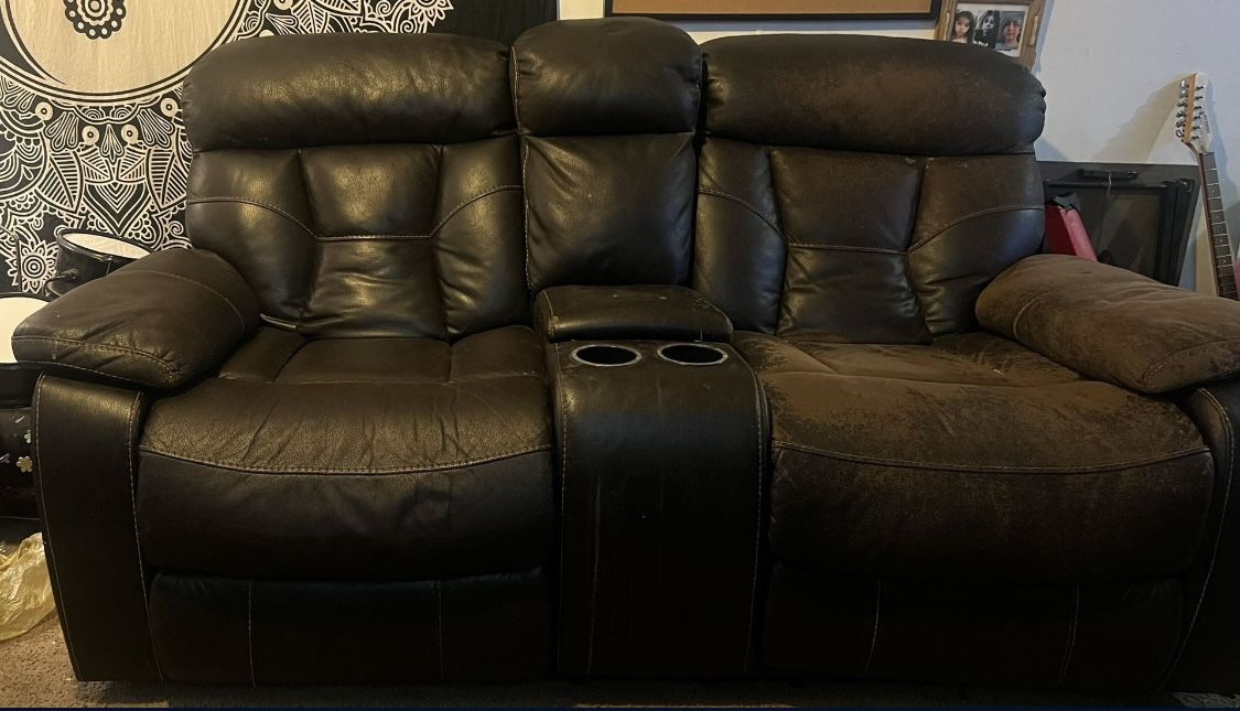 $100 - CHEAP LEATHER COUCHES!! COME GET THEM !!!