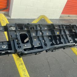 2023-2024 W296 EQS 450 SUV MERCEDES BENZ UPPER RADIATOR REINFORCEMENT  PANEL IN GREAT CONDITION 