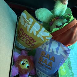 Bark Box (random Dog Treats And Dog Toys)