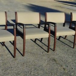 4 KIMBALL WIDE BEO CHAIRS. ALL FOR $120.