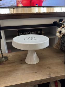 Rae Dunn cake stand