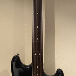 1978 Fender Musicmaster fretless conversion bass