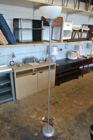 Tall Metal Floor Lamp w/ Plastic Shade in Silver