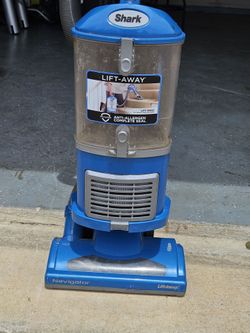 Shark Navigator Lift-Away Upright Vacuum
