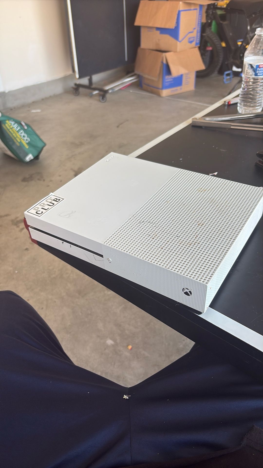 Xbox One S