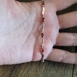 10k Gold garnet and diamond bracelet