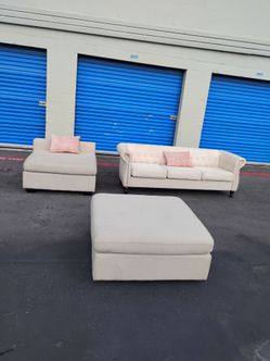 Sofa couch ottoman loveseat - delivery available
