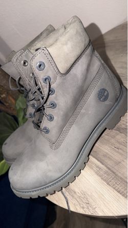 Grey timberlands