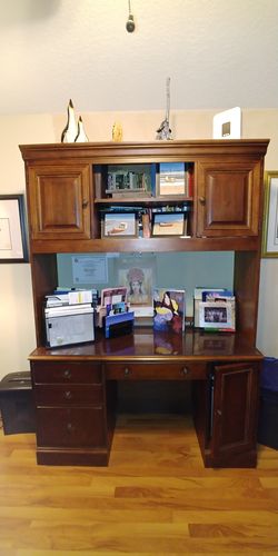 “Thomasville” Furniture: Solid Wood Office Cabinet