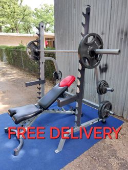 Body-Solid Squat Rack / Olympic Weight Plates / Gym / Gymnasio / Power Rack / Pesas / Bench Press / Fitness