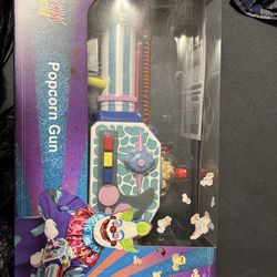 Killer Klowns popcorn gun