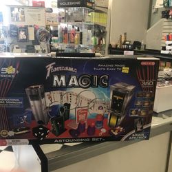 Fantasma Astounding Magic Set of 150 Tricks