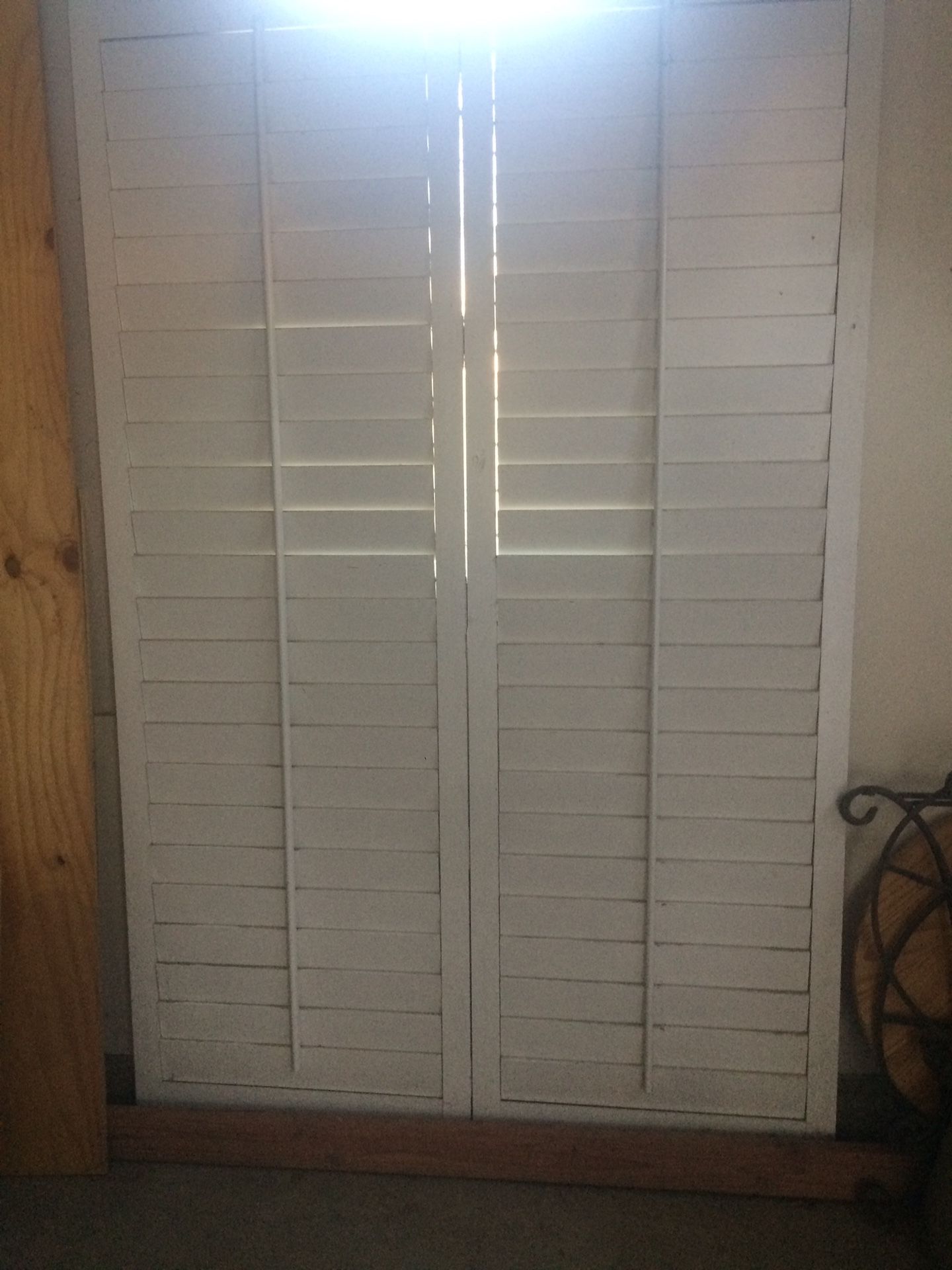 Shutters for sliding door