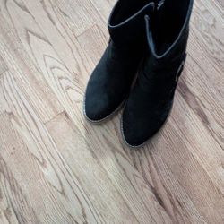 Women's Boots 8.5 Kensie