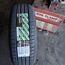 4 New Tires Installed/ 4 Llantas Nuevas Instaladas 215/70/15 Vantage Tires 