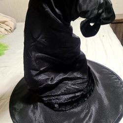 Witches Hat Curved