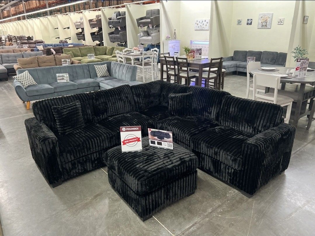 NEW BLACK SECTIONAL SOFA