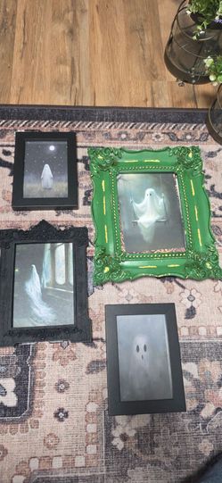Halloween wall art