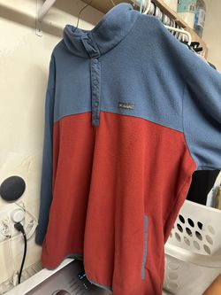 Rarely Used Columbia Sweater XXL