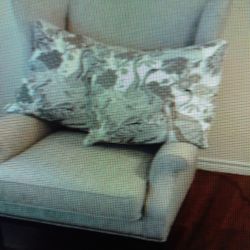 Sam MOOR Chair
