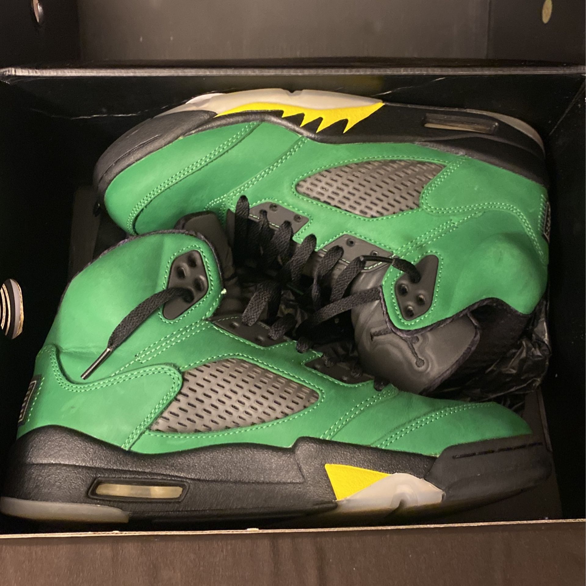 $80 Deal Of The Day Oregon Duck Jordan 5’s Size 8