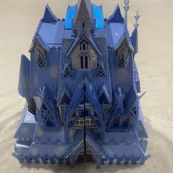 Disney Store Frozen 2 Ultimate Arendelle Castle 17” Works