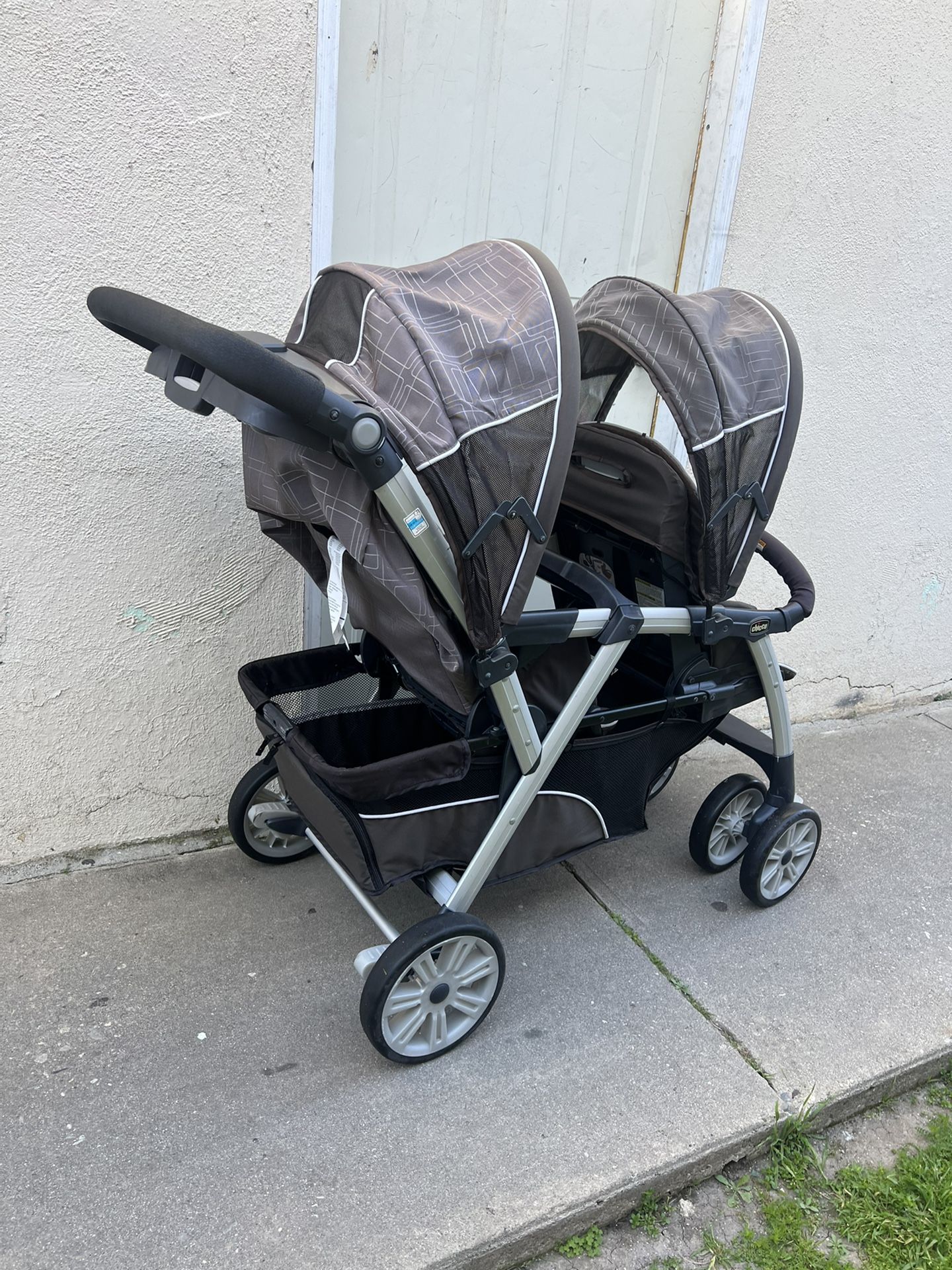 uppababy pram Kona Stroller PVC PACKING* BOSSNA BS padded seat features infinite Lures & Plugs Color:Moon Black w/ Silver Frame