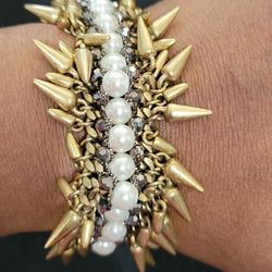 Beautiful! Stella and Dot Bracelet Jacinthe Antique Gold Tone Spikes Faux Pearl 