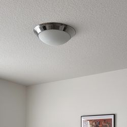 Flush-mount light fixtures