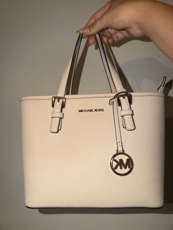 Michael kors white purse
