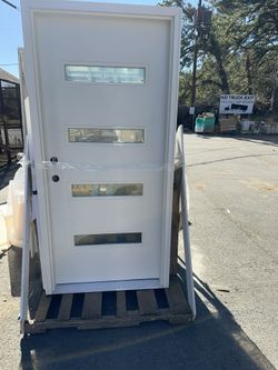 MP Doors 36 in. x 80 in. Smooth White Right-Hand Inswing 4-Lite Frosted Fiberglass Prehung Front Door