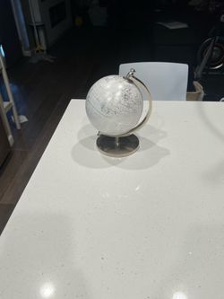 Mini globe