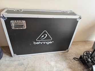 Behringer Road Case Flight Case