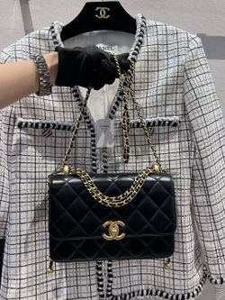 Chanel 24C double golden ball black shoulder bag