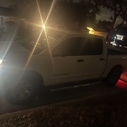 2010 Nissan Titan