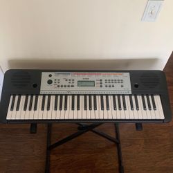 Yamaha Keyboard 