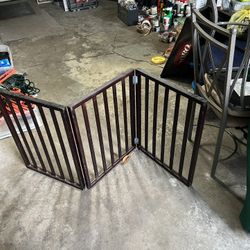 Gate