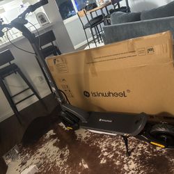 Long Rage(38mi)  Electric Scooter (28mph)