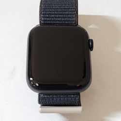 Apple Watch 32GB GPS+CELL SE44MM A2727
