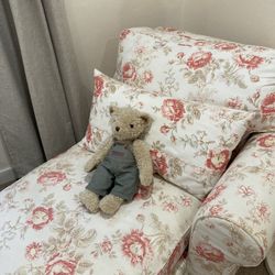 Couch/ Chaise Lounge/ Fainting Couch