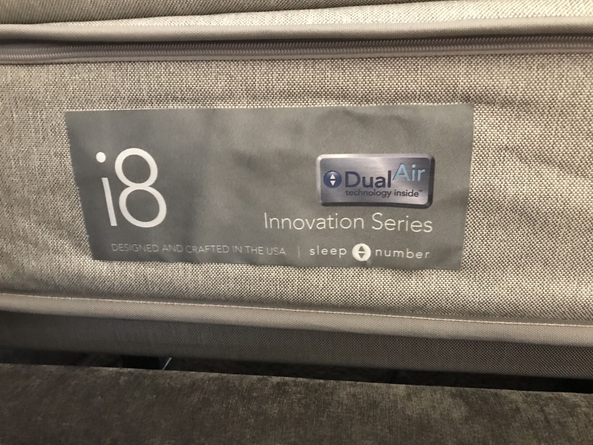 Sleep number i8 innovation series dual flex king bed for Sale in