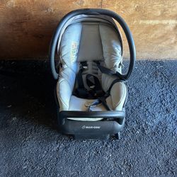 Maxi Cosi Car Seat